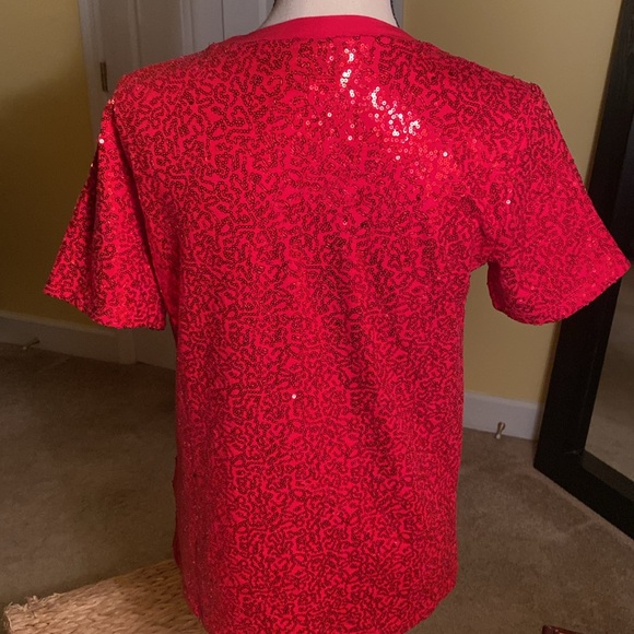 DKNY red size small sequin covered T-shirt - Picture 6 of 8